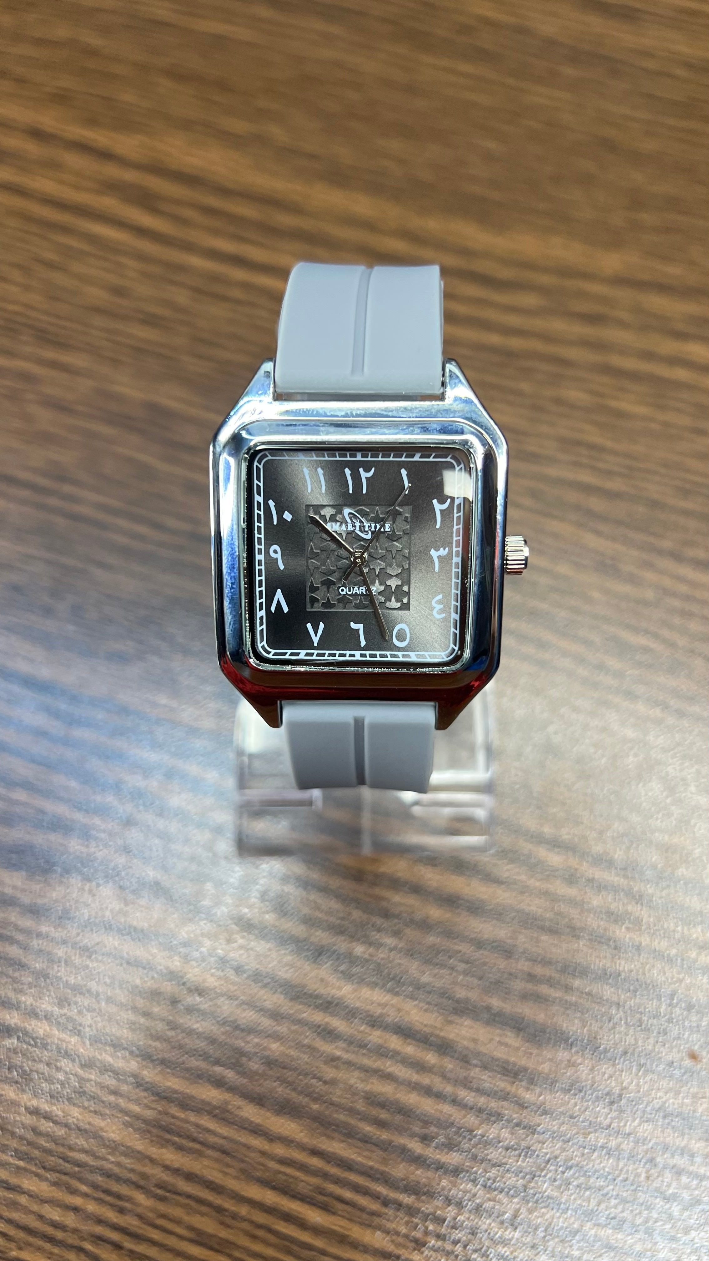 Smart Time Square Arabic Numeral Quartz Watch – Silver Case with White Silicone Strap